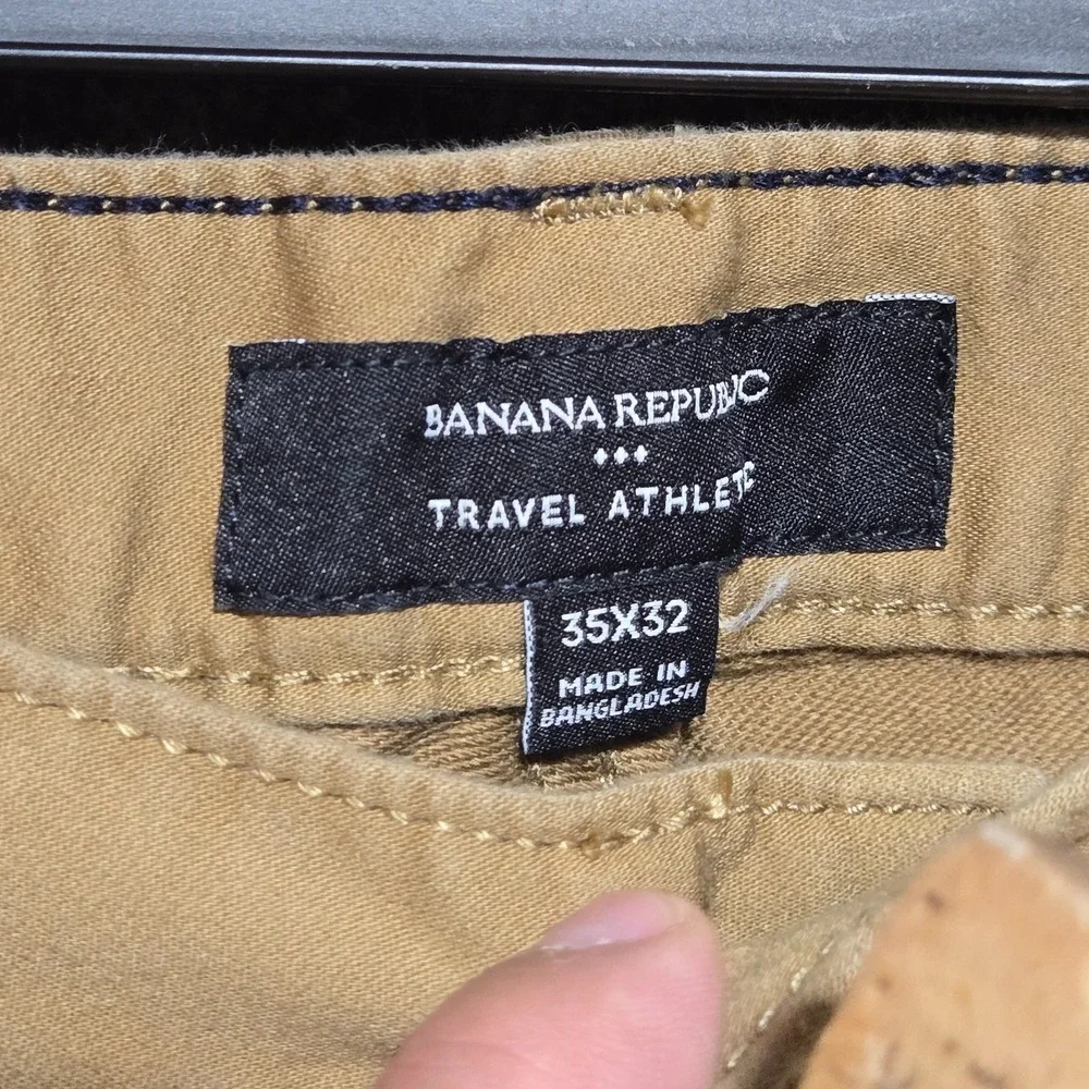 Banana Republic Traveler Athletic Tapered Fit Pants Mens 35x32 Tan Khaki Chino‎